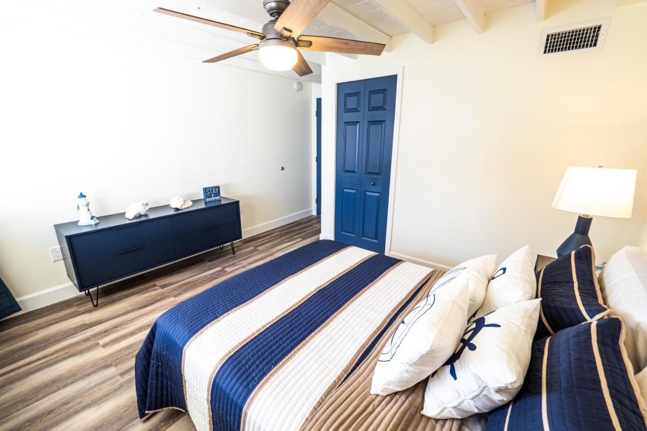 Newly Renovated 3Br2Ba Duplex With Private Dock Villa Key Colony Beach Екстериор снимка